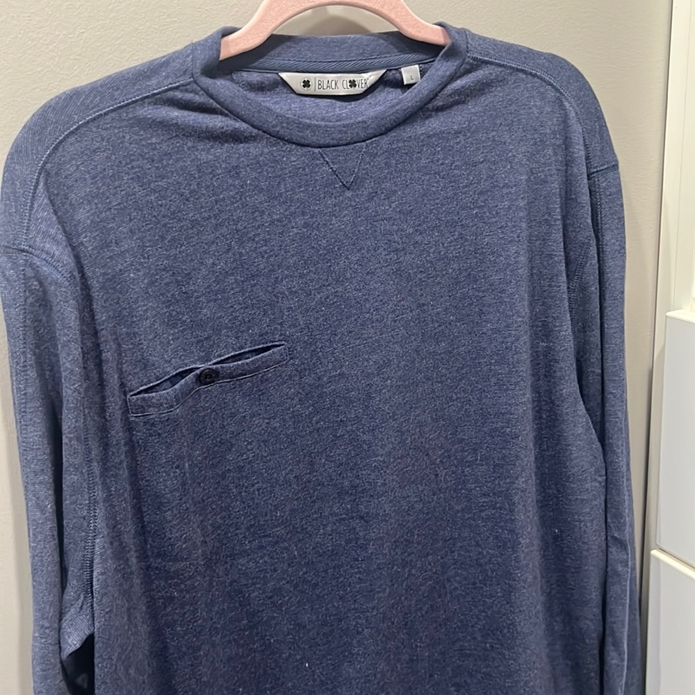 Black clover men’s shirt